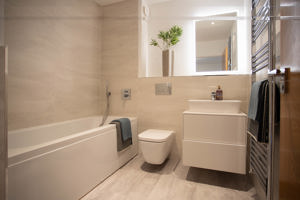 Thistle Mews House - upgraded flooring, light fittings, interior decoration & window dressings* Image